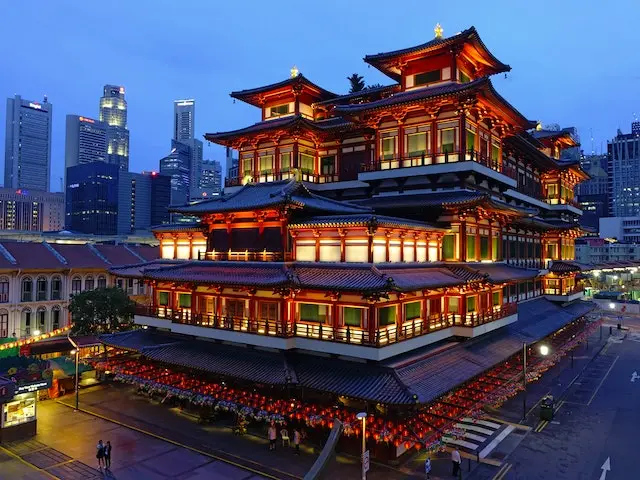 Singapore Travel Guide  China town